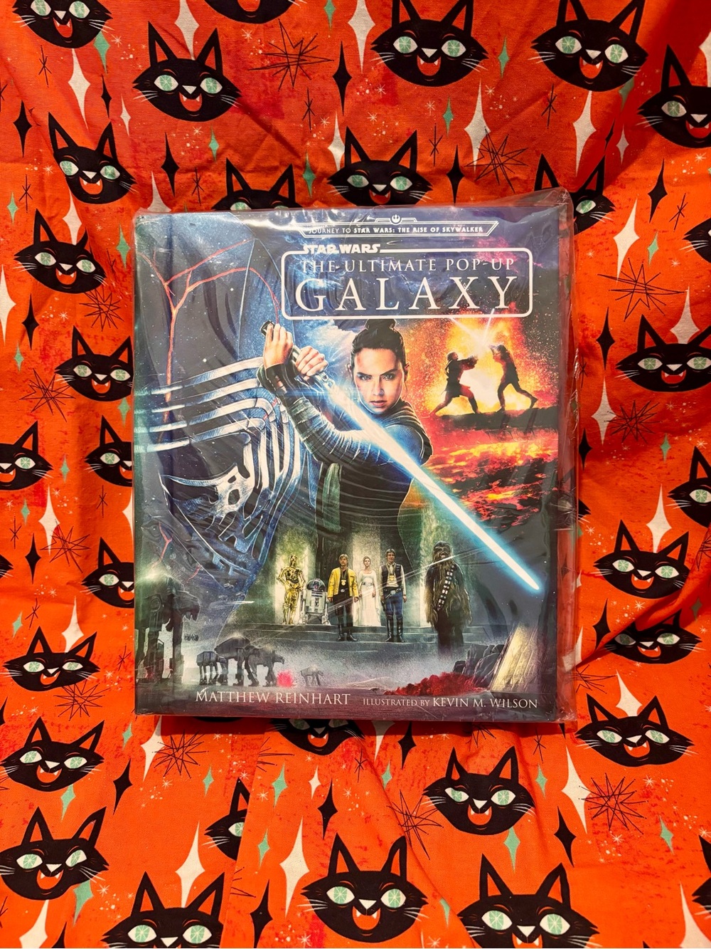 Star Wars Pop-Up Galaxy Book. NWT